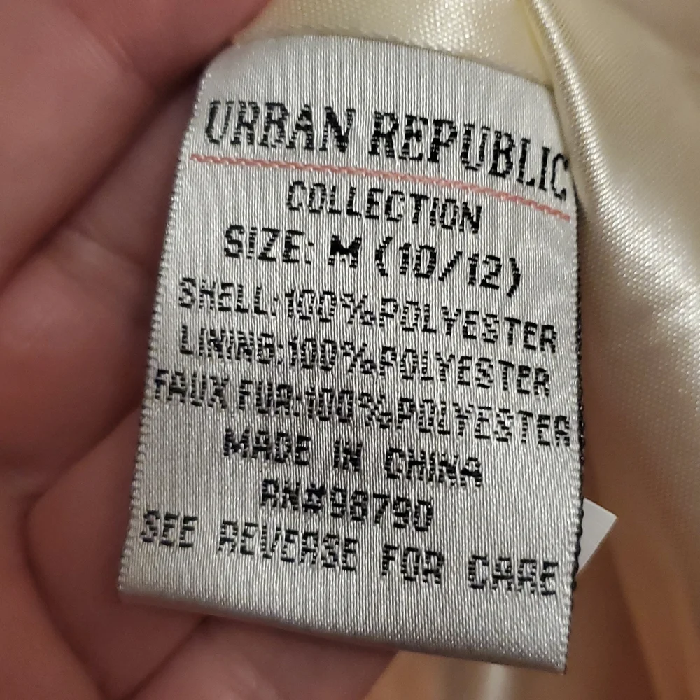 URBAN REPUBLIC Soft Fleece Jacket Faux Fur Front Zip Pink Girls 10-12 - Picture 3 of 3